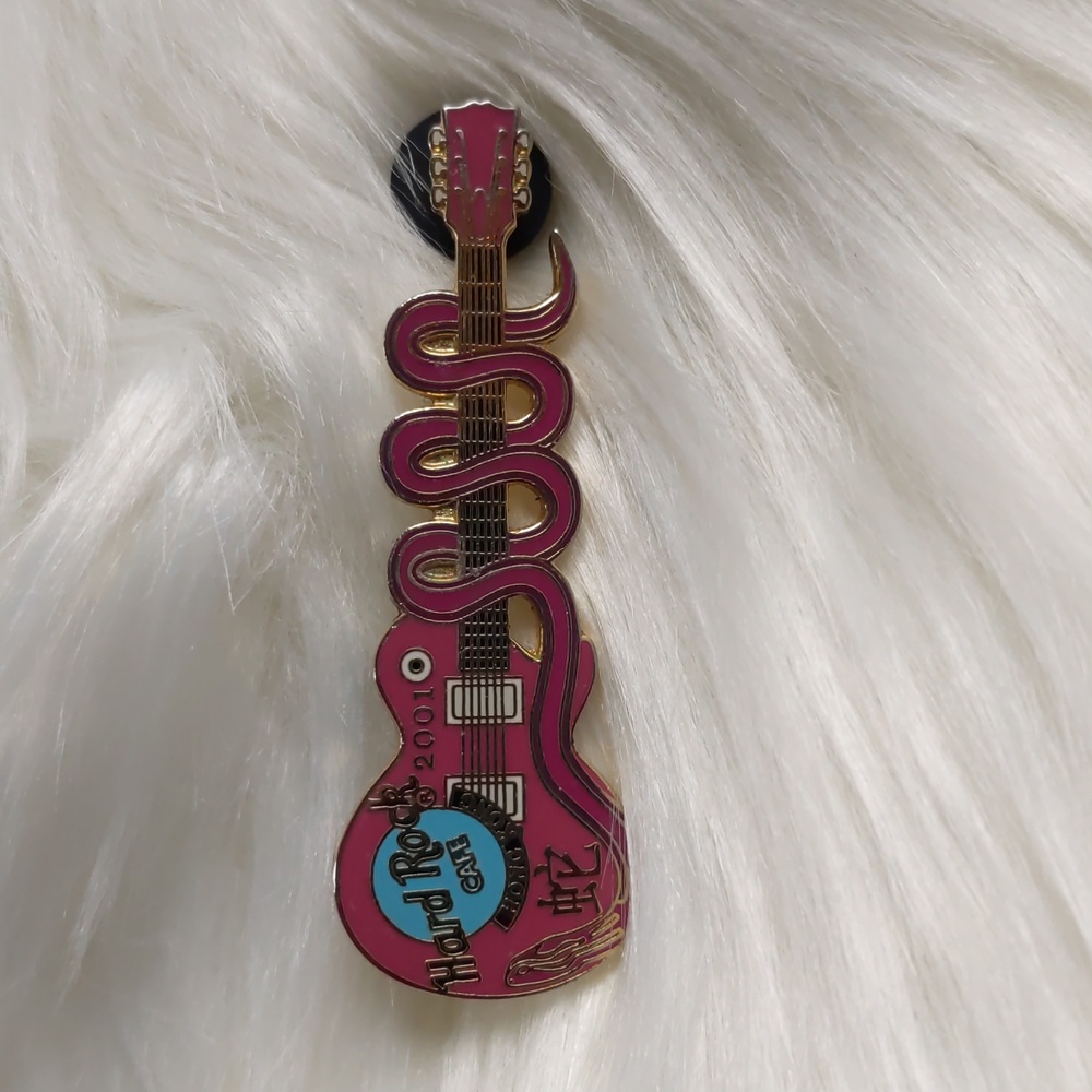 Hard Rock Cafe Collector Pin 2001